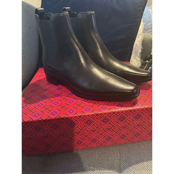 Tory Burch Chelsea ankle boot 45mm calf leather size 8 new in box - Picture 5 of 10